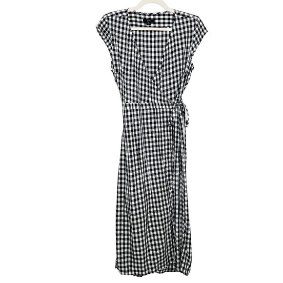 J. Crew Dresses & Skirts - J Crew Midi Wrap Dress Size MP Medium Petite Black White Gingham